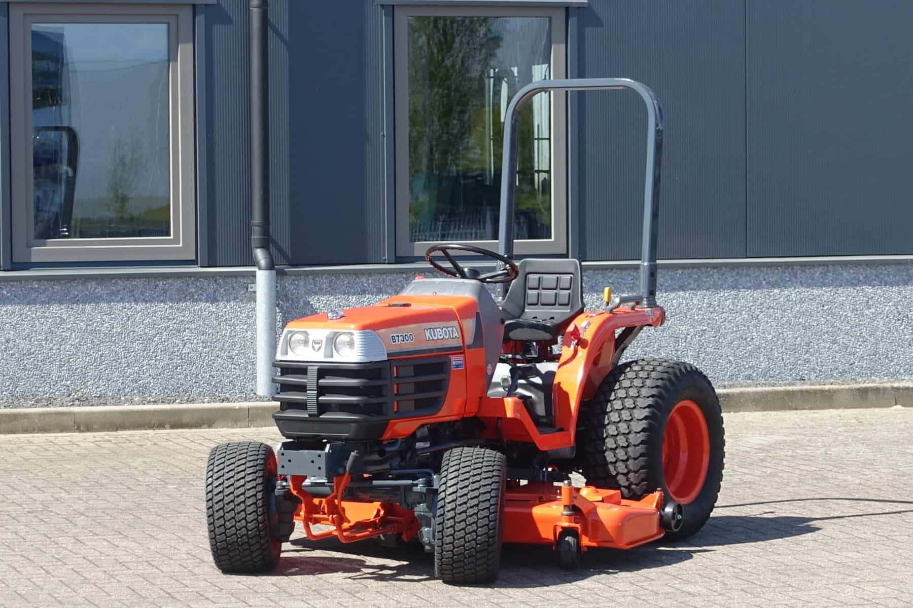 Kubota B7300 4wd HST