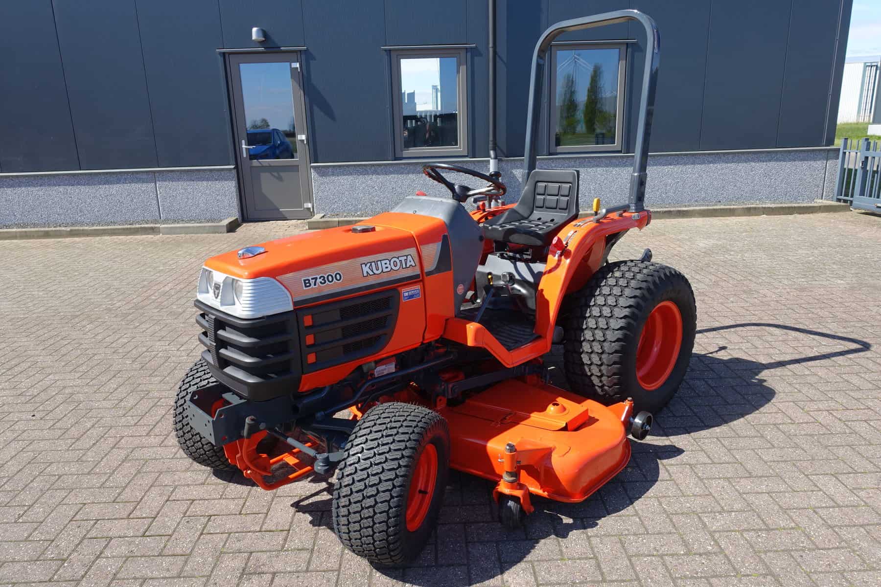 Kubota B7300 4wd HST - Afbeelding 3
