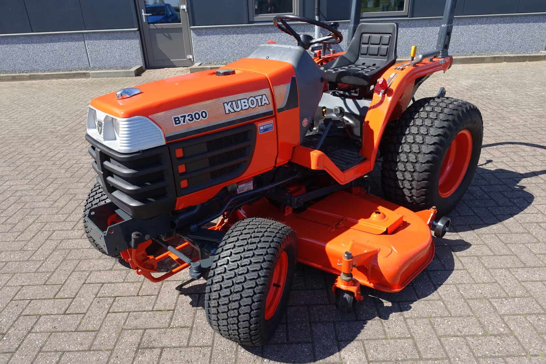 Kubota B7300 4wd HST - Afbeelding 4