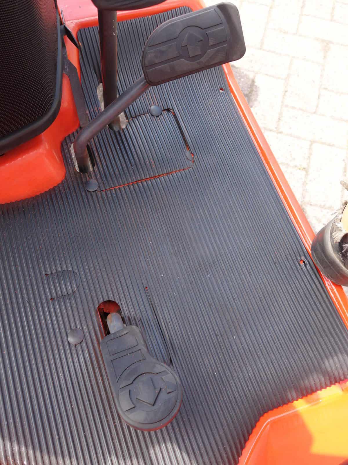 Kubota BX2350 4wd HST - Afbeelding 12