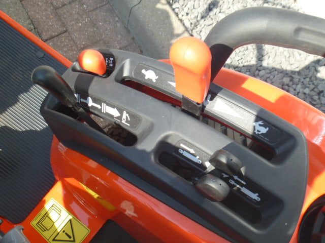 Kubota BX2350 4wd HST - Afbeelding 14