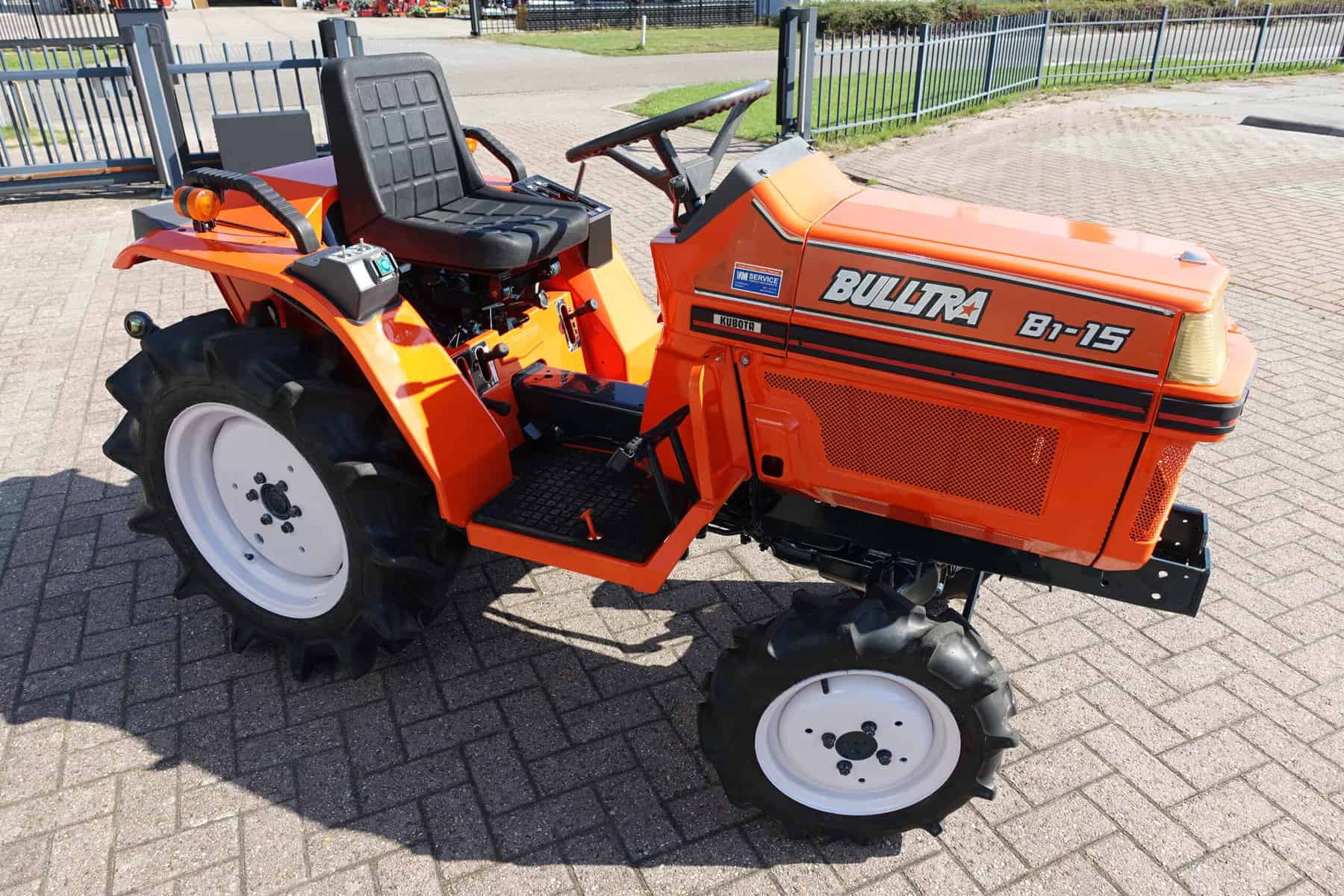 Kubota Bulltra B1-15 4wd - Afbeelding 2