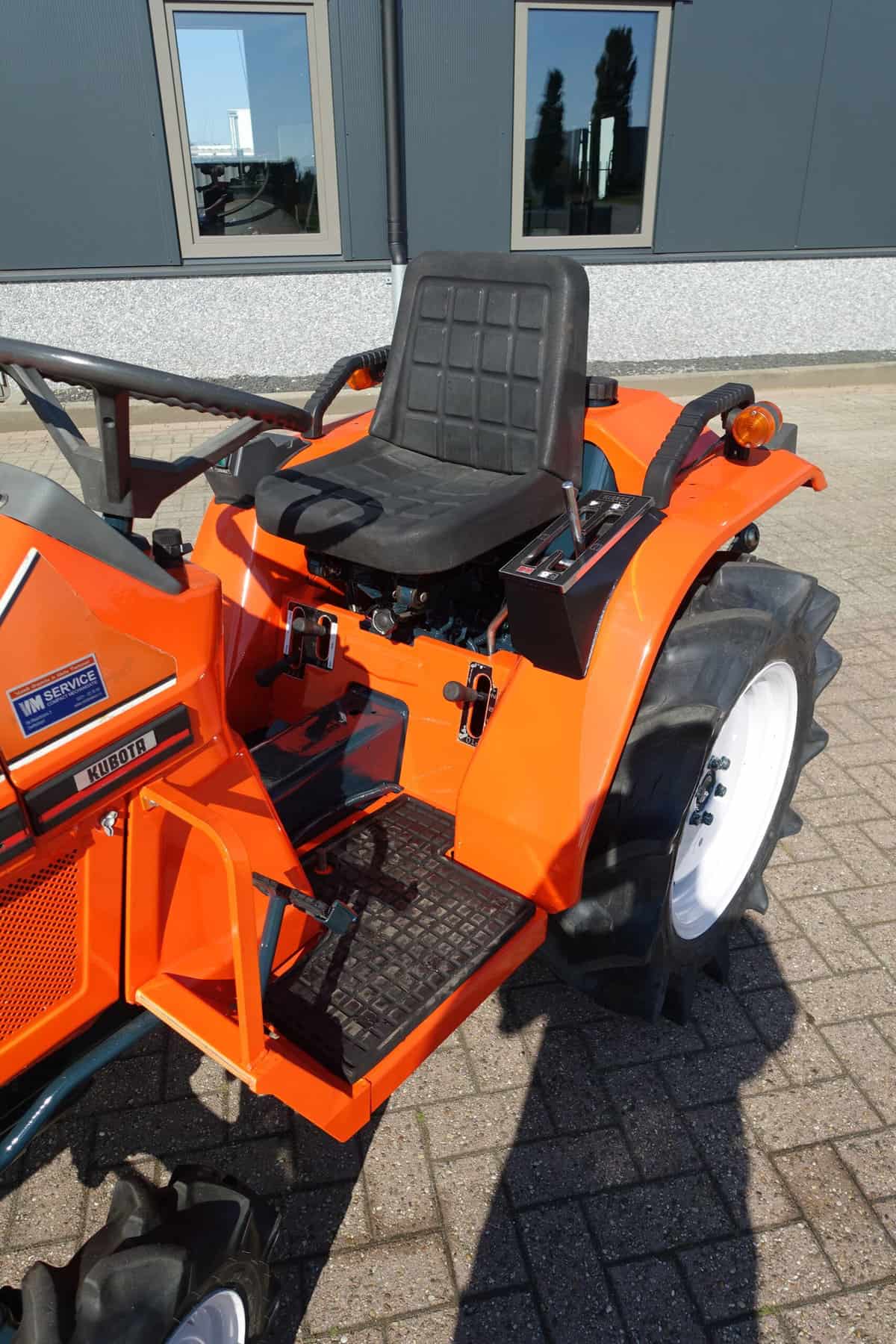 Kubota Bulltra B1-15 4wd - Afbeelding 8