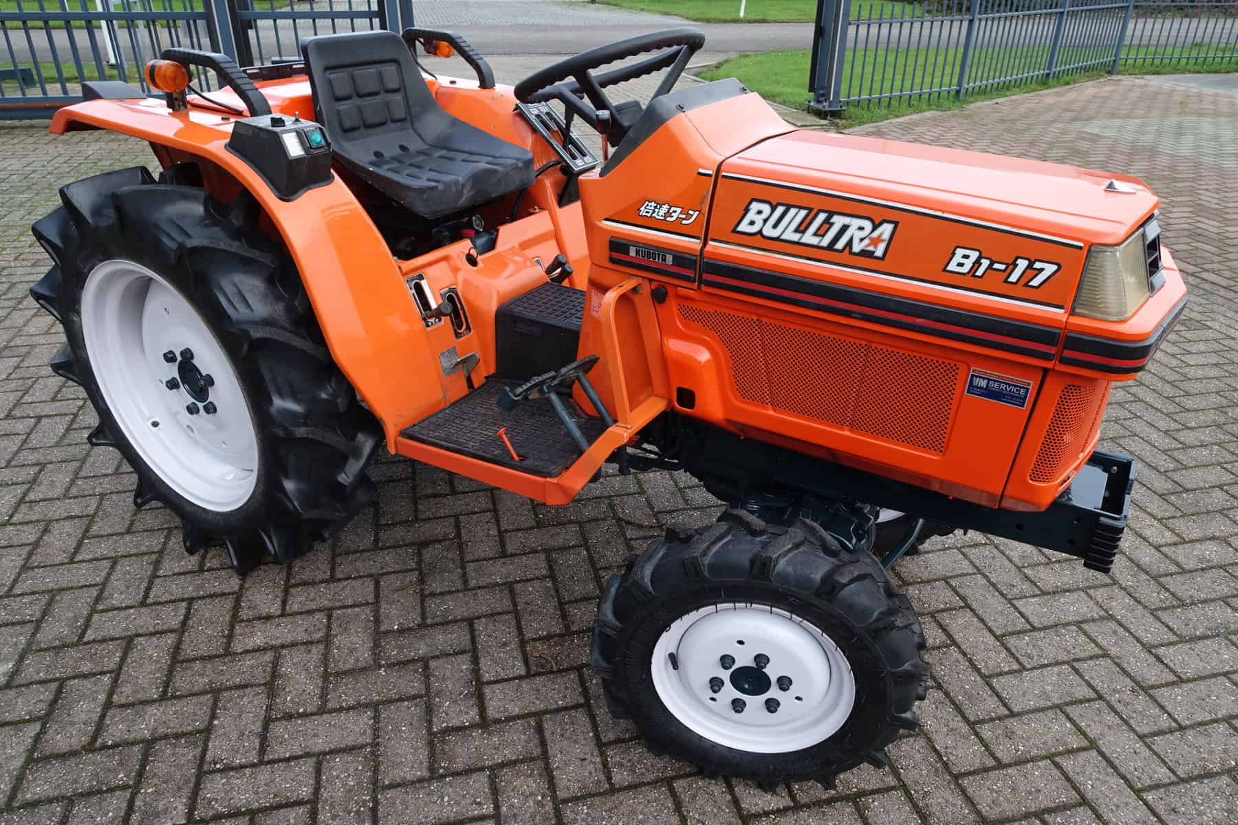 Kubota Bulltra B1-17 4wd - Afbeelding 2