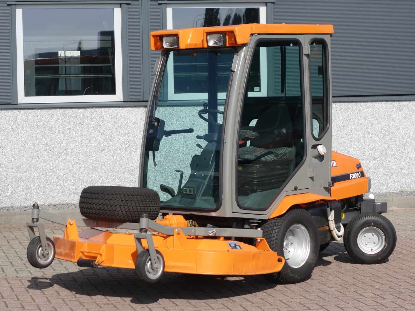 Kubota F3060 4wd