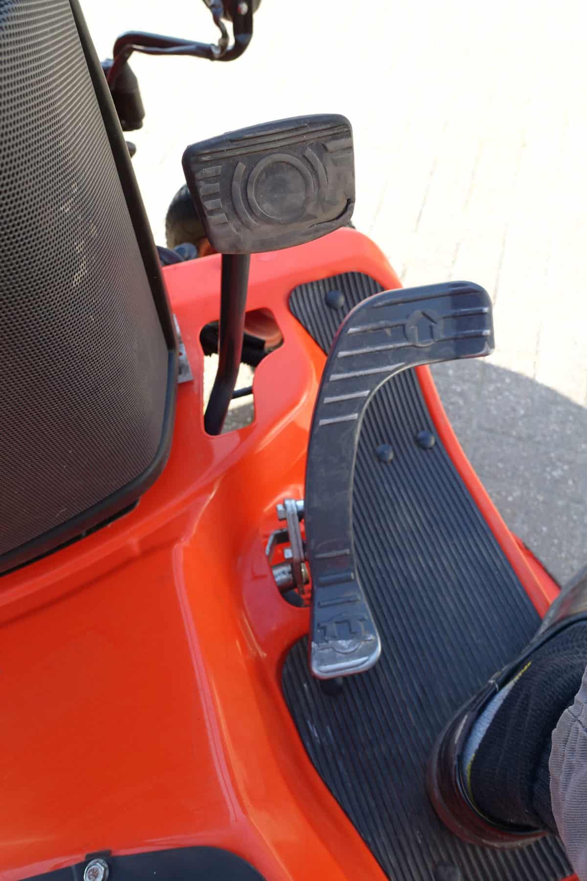 Kubota G23-II HST + Opvang - Afbeelding 11