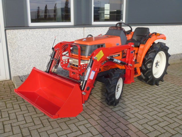 Kubota GT3 4wd