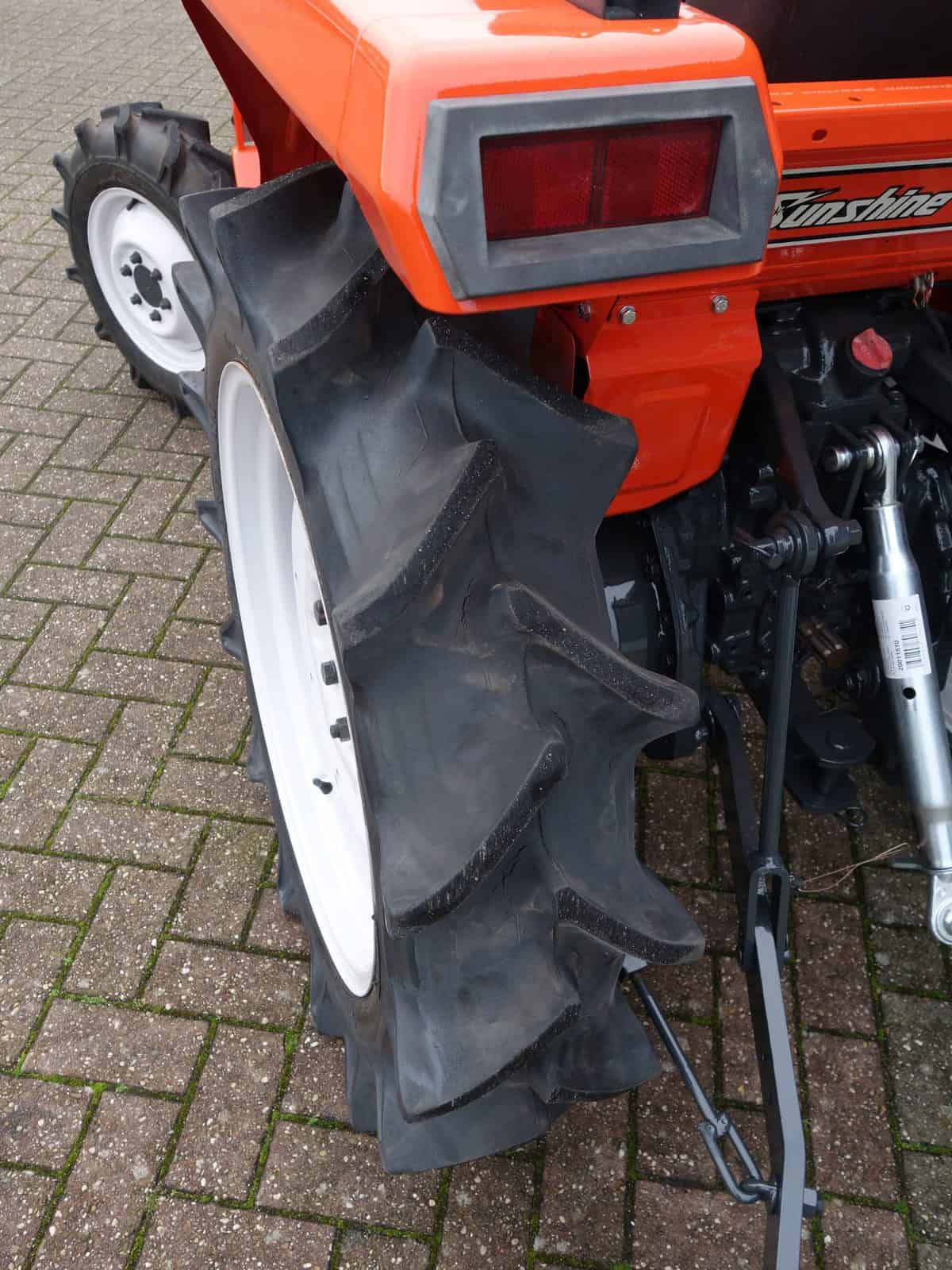 Kubota L1-185 4wd - Afbeelding 21