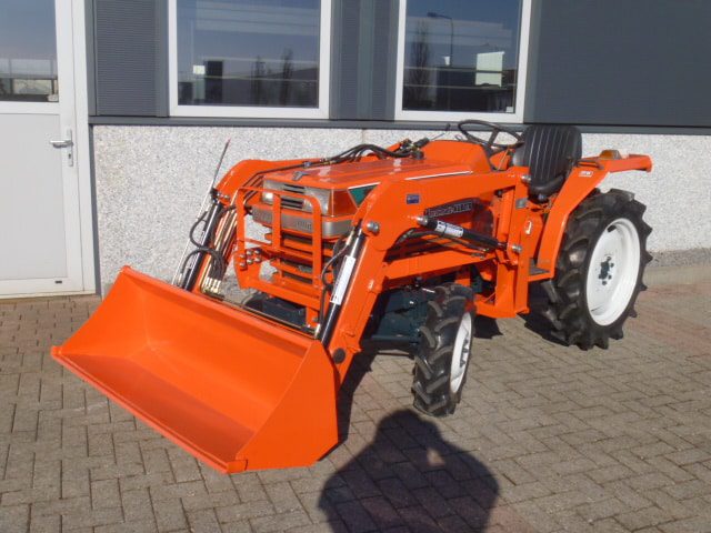 Kubota L1-185 4wd