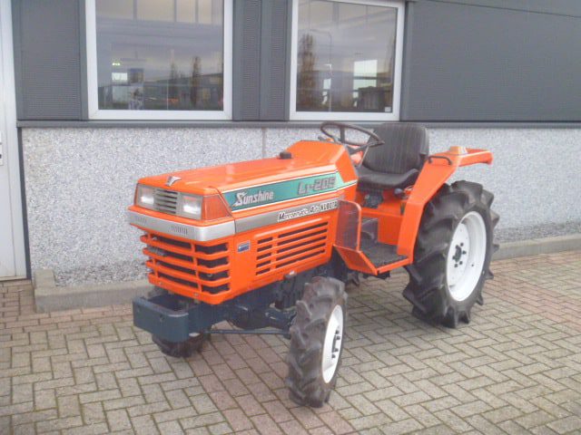 Kubota L1-205 4wd