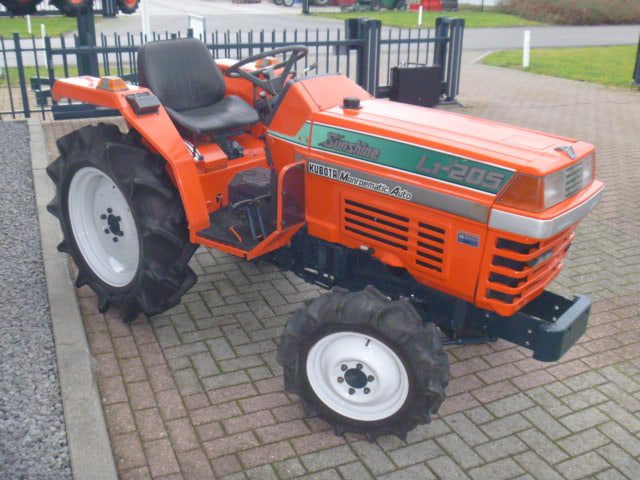 Kubota L1-205 4wd - Afbeelding 2