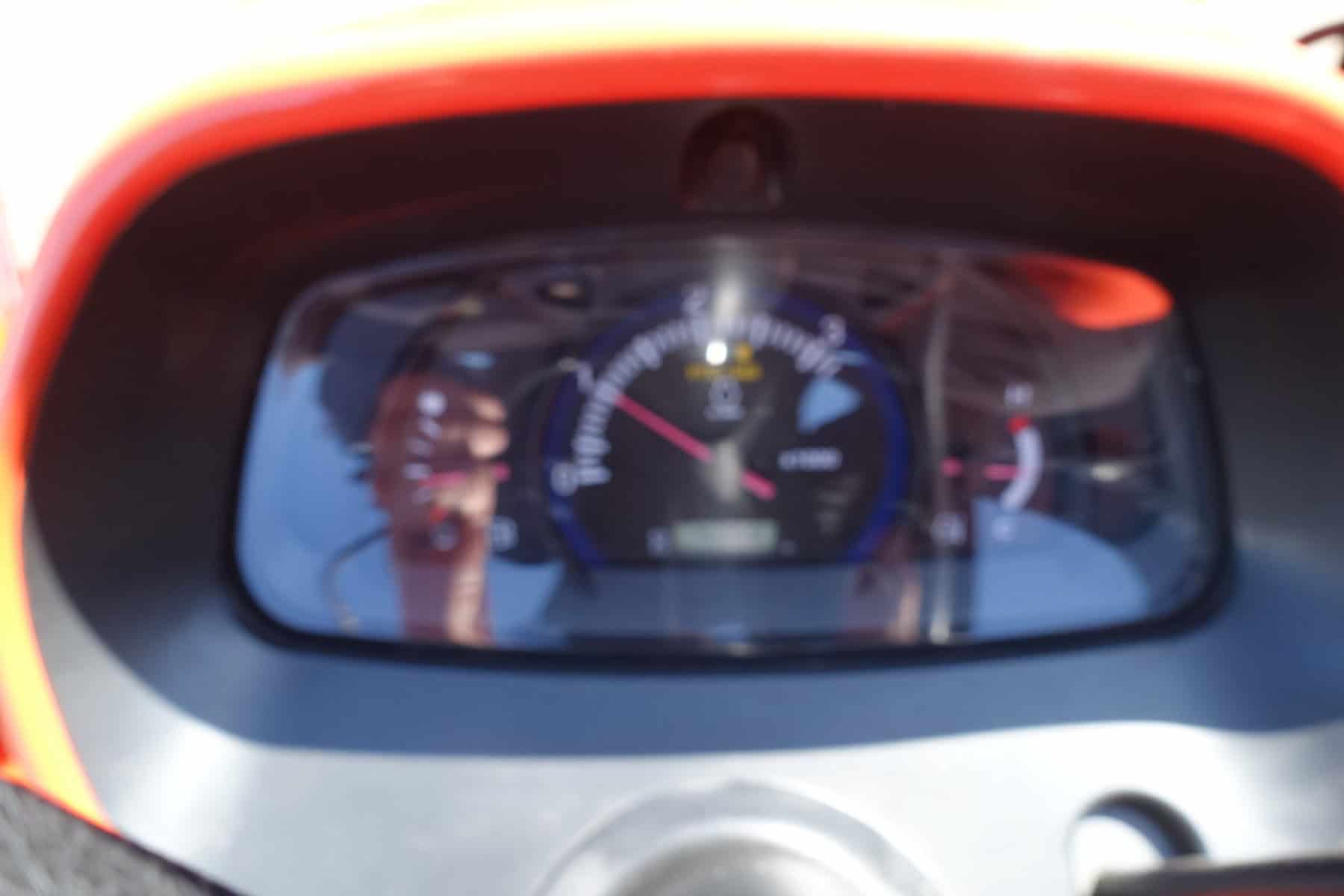 Kubota L1361 4wd HST - Afbeelding 13