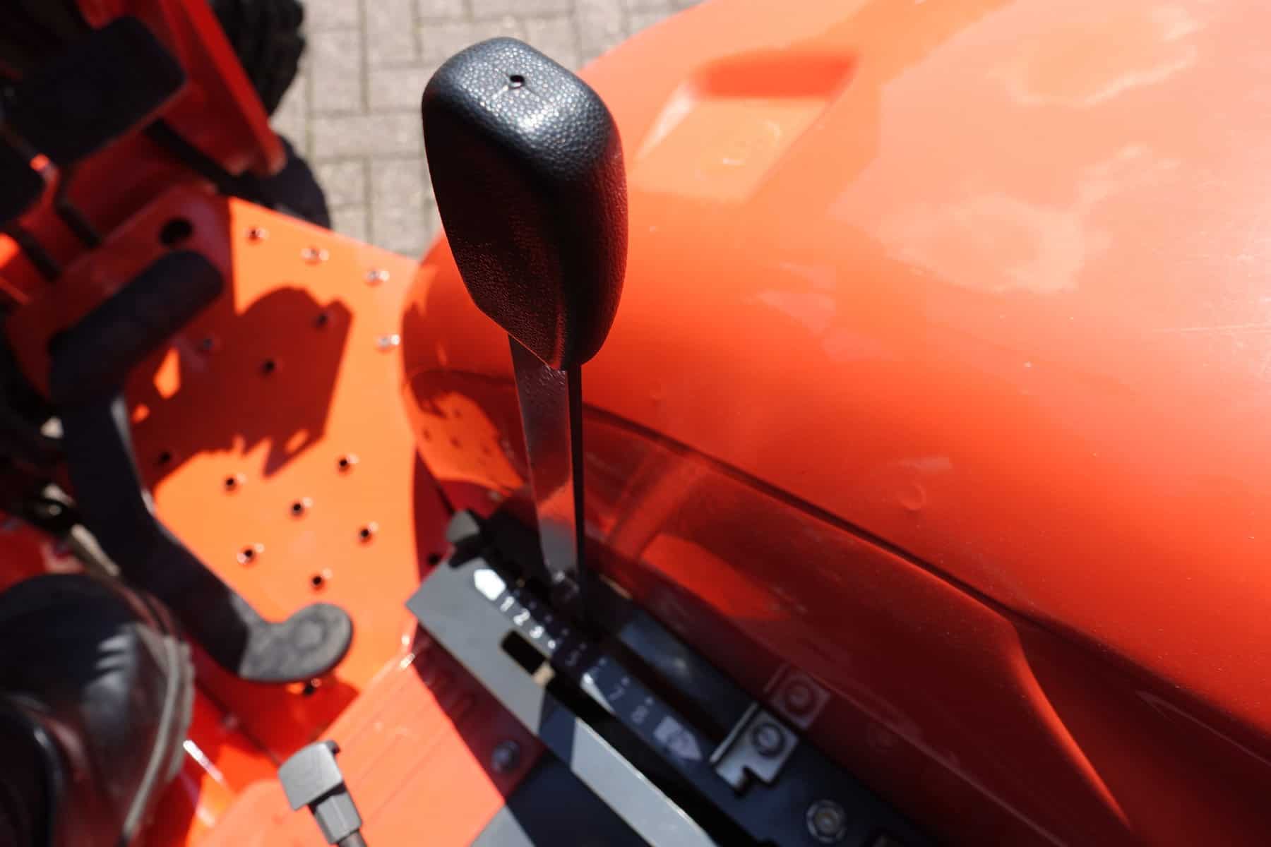 Kubota L1361 4wd HST - Afbeelding 16