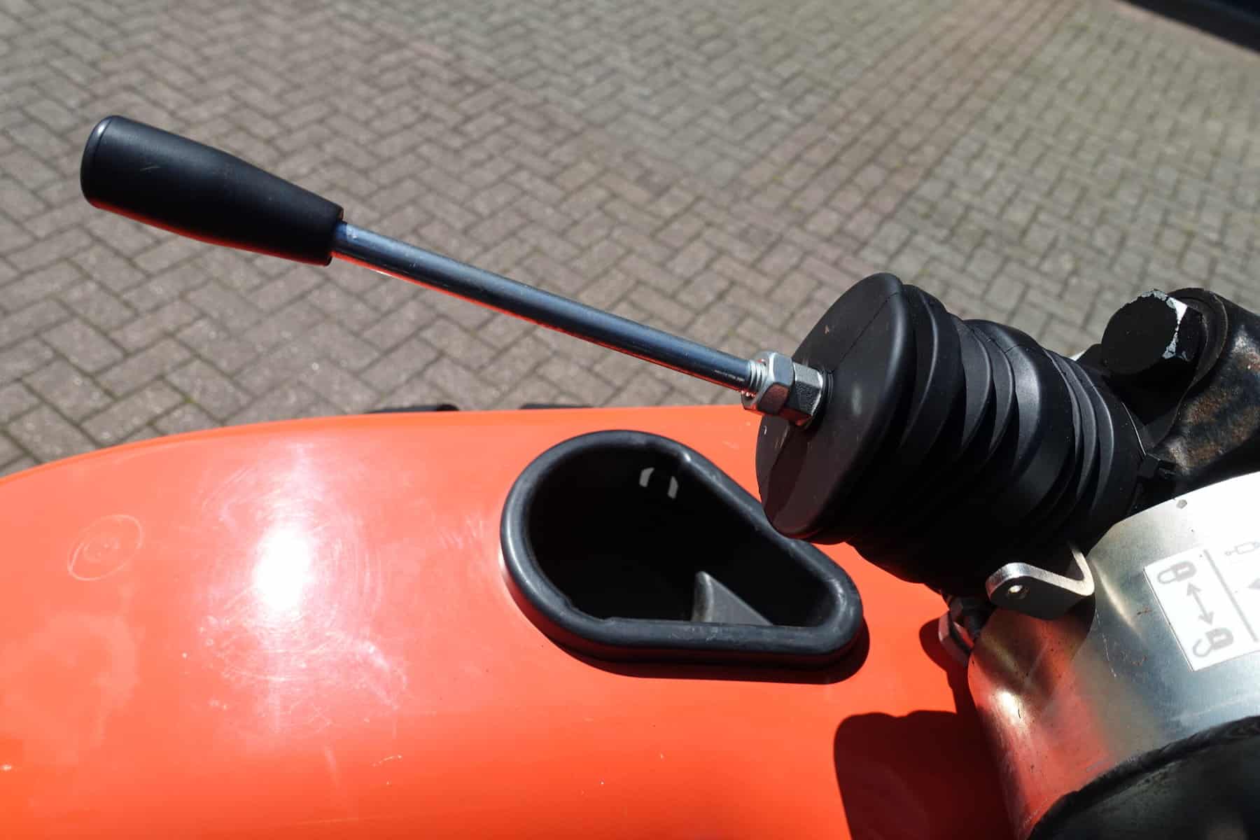 Kubota L1361 4wd HST - Afbeelding 17