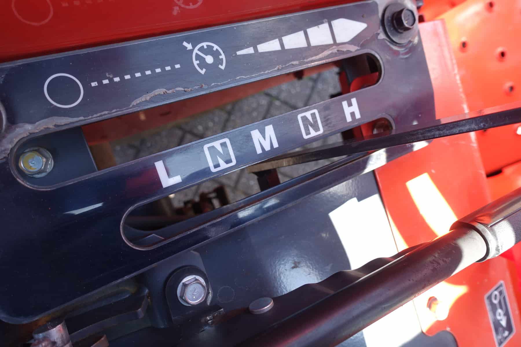 Kubota L1361 4wd HST - Afbeelding 20