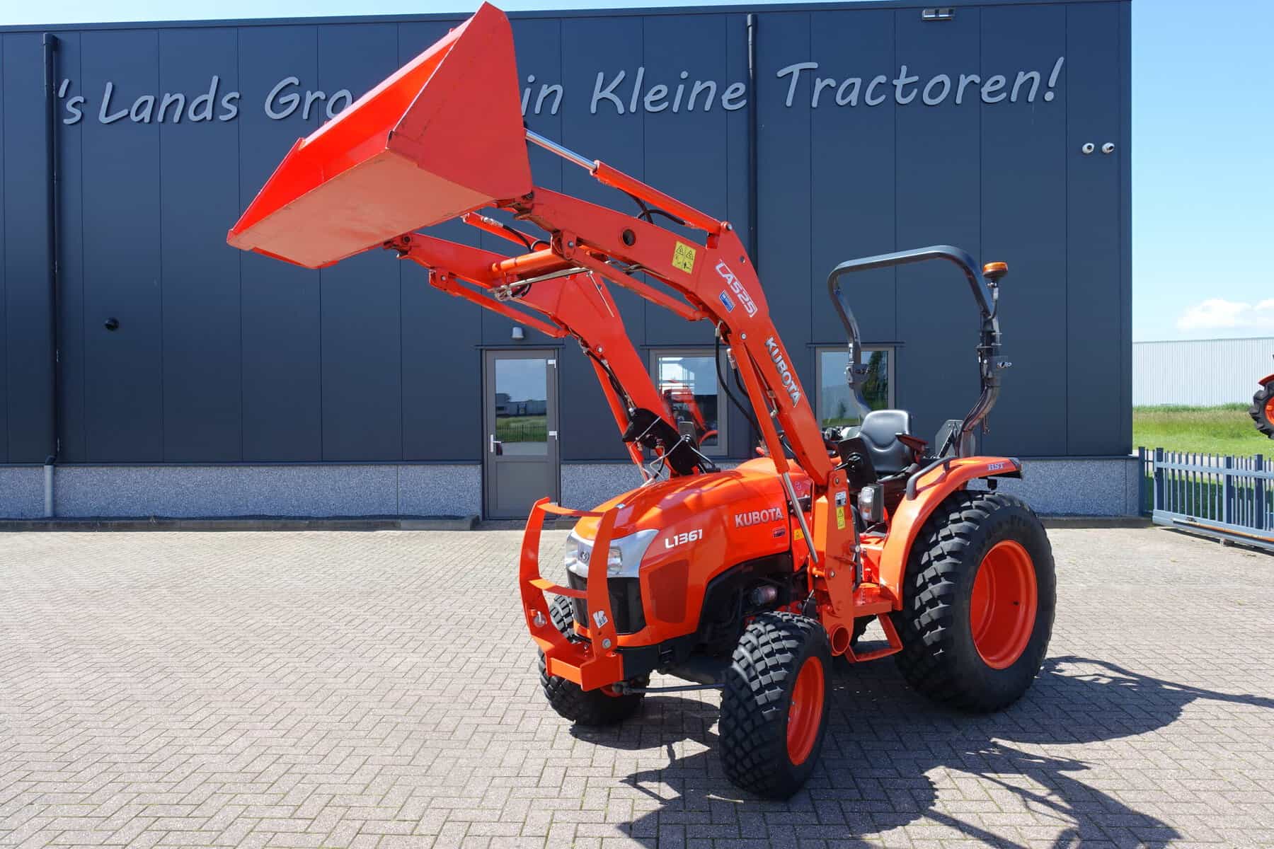 Kubota L1361 4wd HST - Afbeelding 3