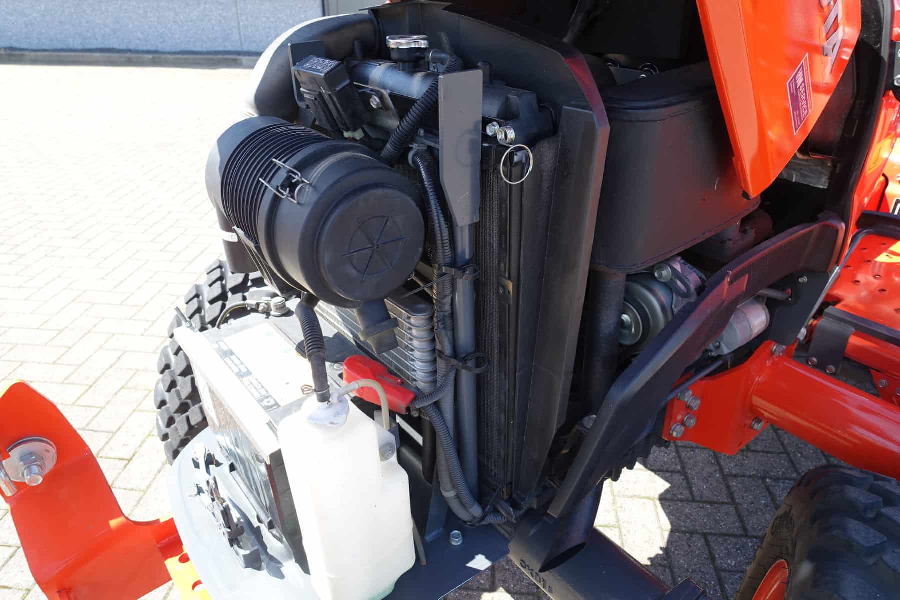 Kubota L1361 4wd HST - Afbeelding 40