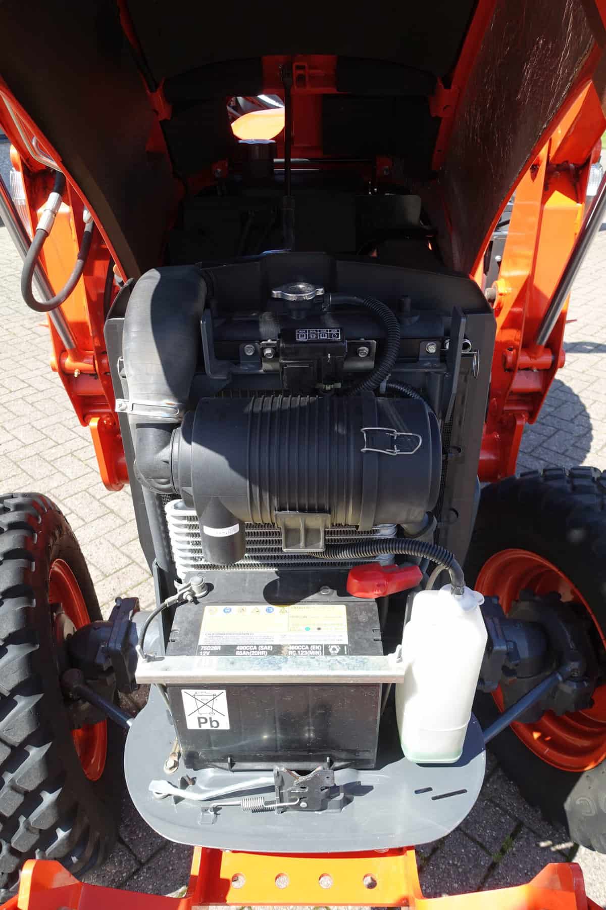 Kubota L1361 4wd HST - Afbeelding 42