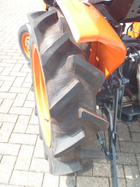 Kubota L1500 2wd - Afbeelding 12