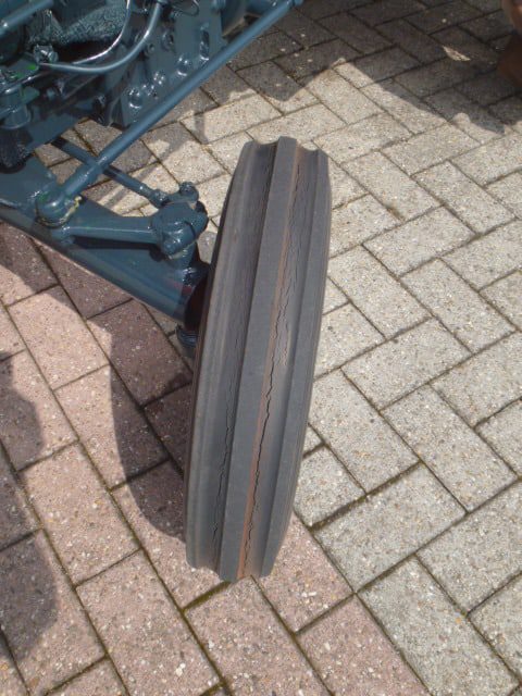 Kubota L1500 2wd - Afbeelding 13