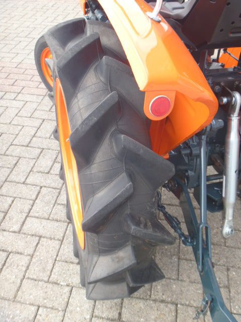 Kubota L1500 2wd - Afbeelding 15