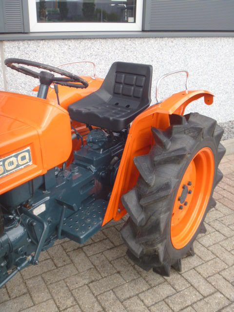 Kubota L1500 2wd - Afbeelding 7