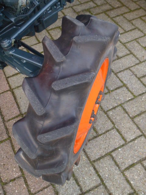 Kubota L1501 4wd - Afbeelding 13