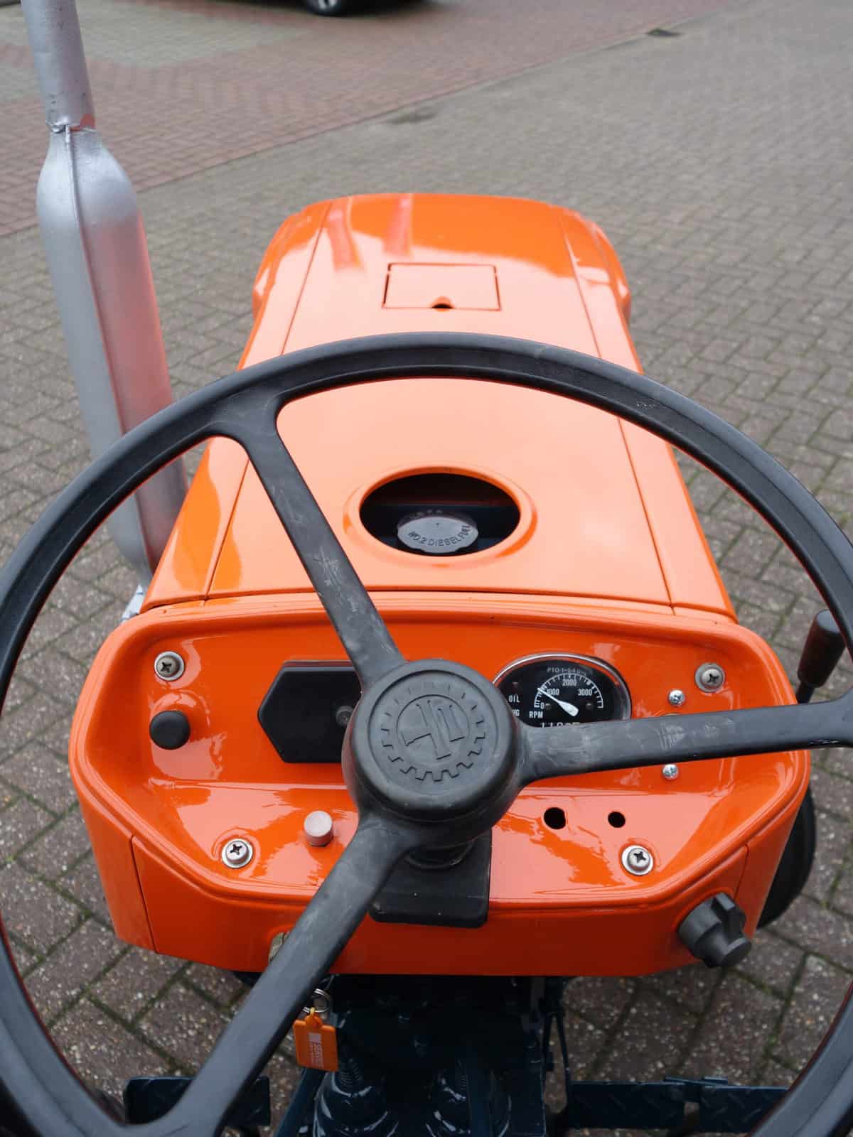 Kubota L1501 2wd - Afbeelding 11