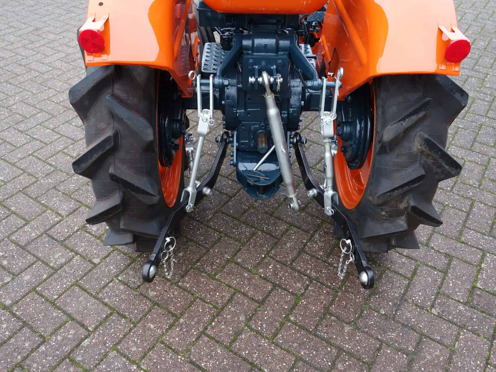 Kubota L1501 2wd - Afbeelding 14