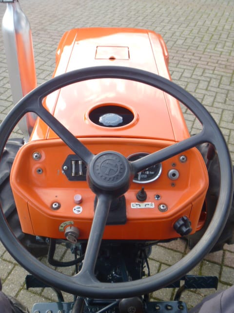 Kubota L1501 4wd - Afbeelding 8