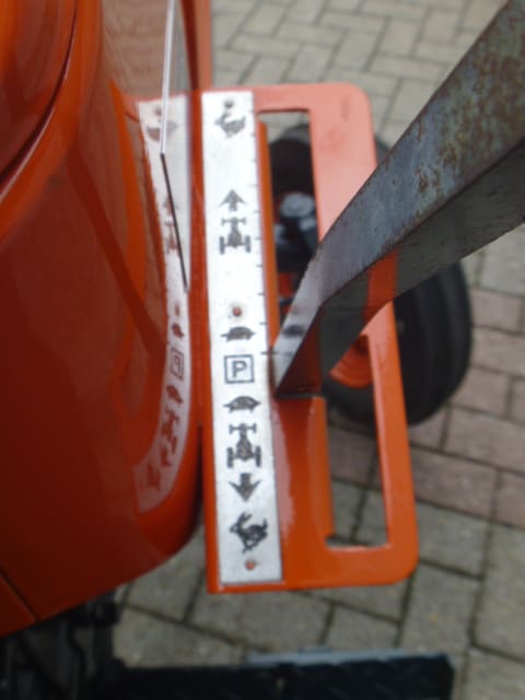 Kubota L1511 2wd - Afbeelding 10