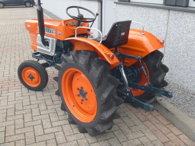 Kubota L1511 2wd - Afbeelding 12