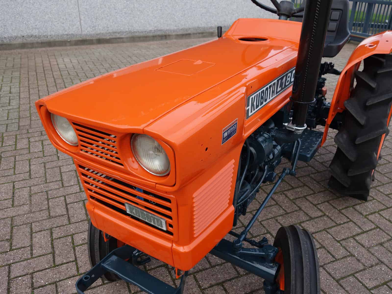 Kubota L1801 2wd - Afbeelding 4
