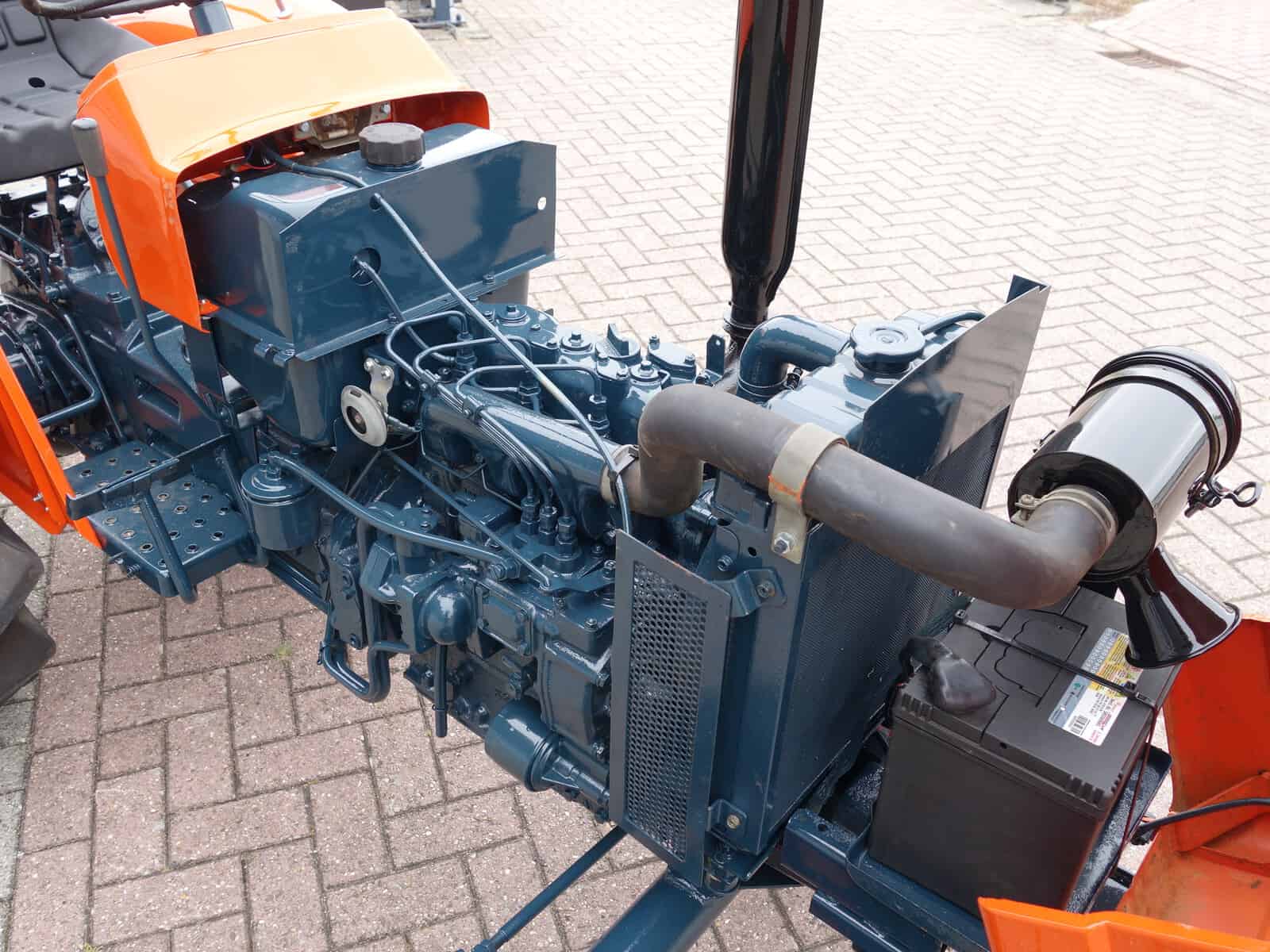 Kubota L2000 2wd - Afbeelding 21