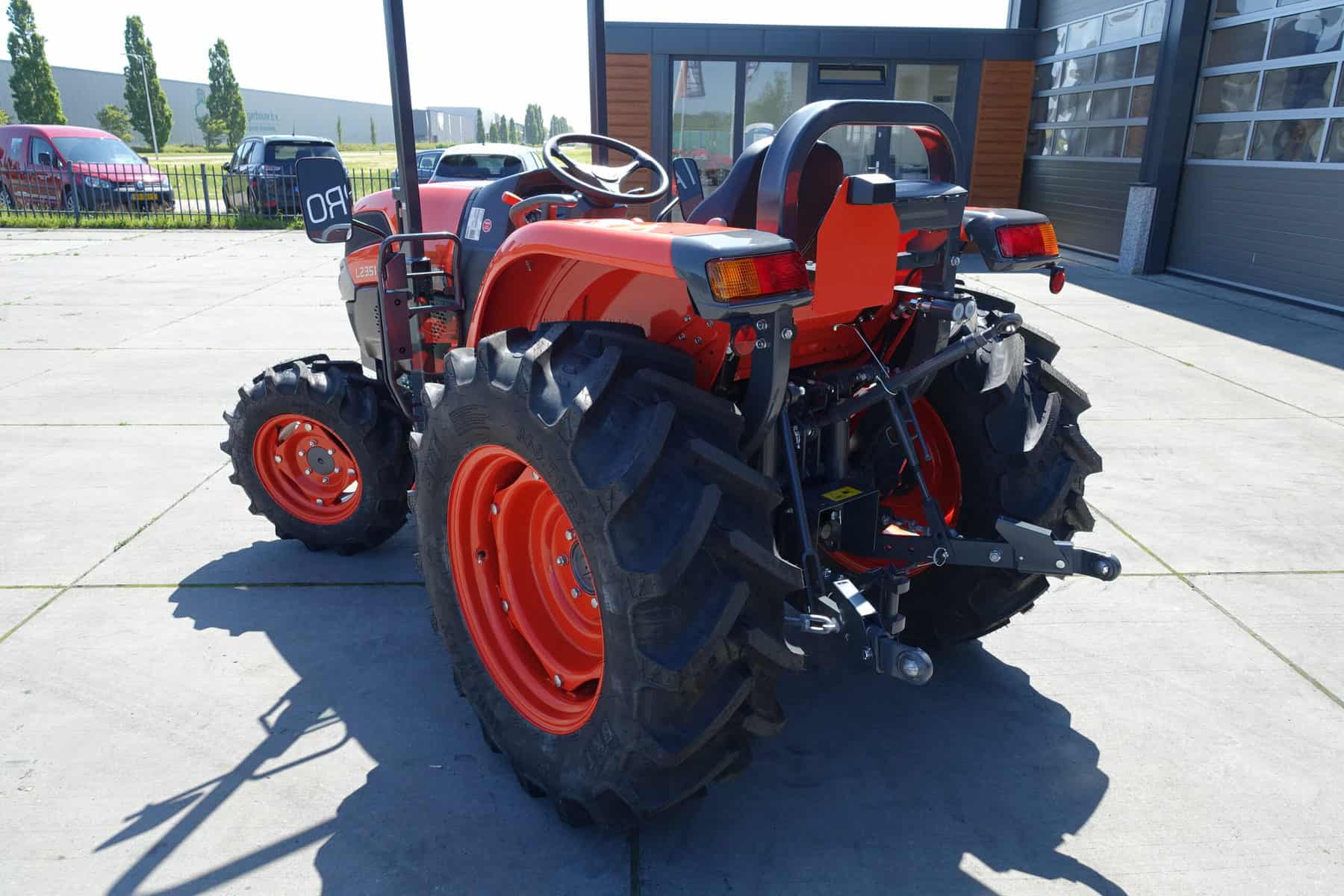 Kubota L2351 4wd - Afbeelding 16