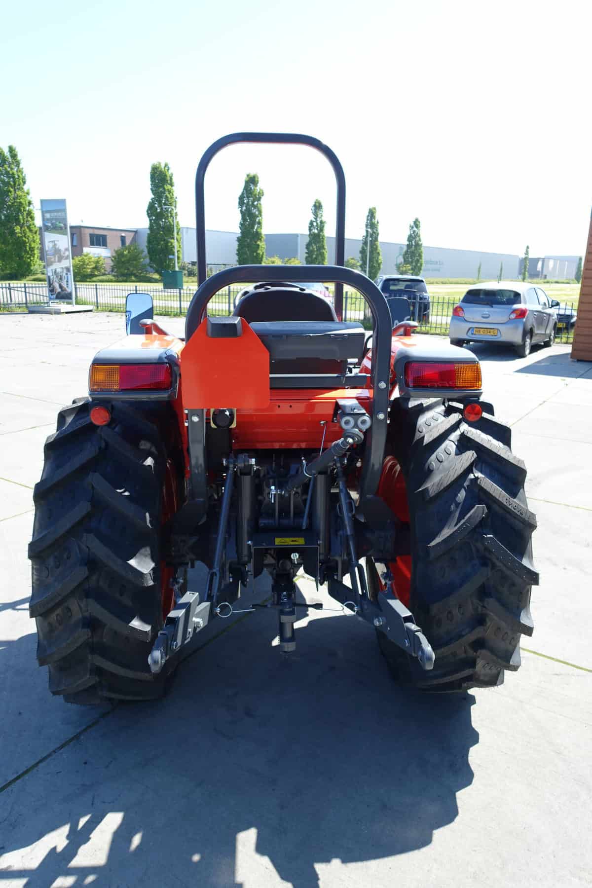 Kubota L2351 4wd - Afbeelding 17