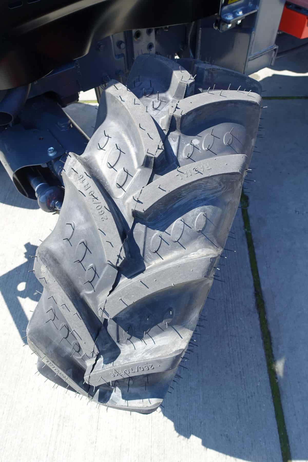 Kubota L2351 4wd - Afbeelding 25