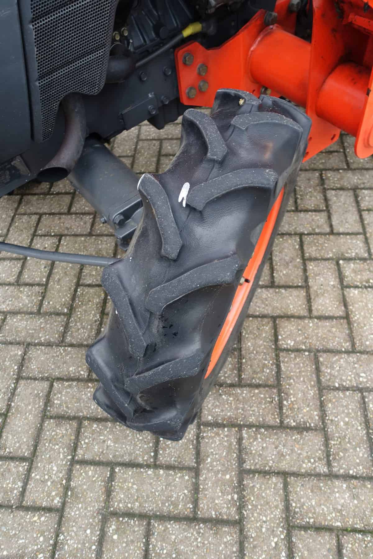 Kubota L3200 4wd - Afbeelding 26