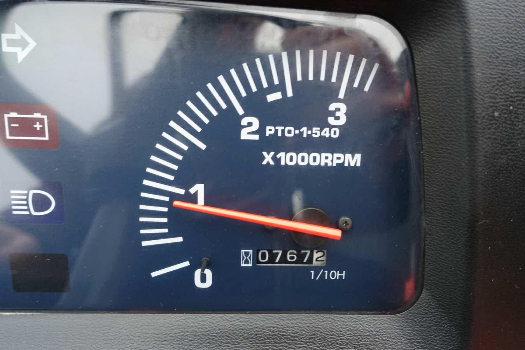 Kubota L3200 4wd - Afbeelding 9