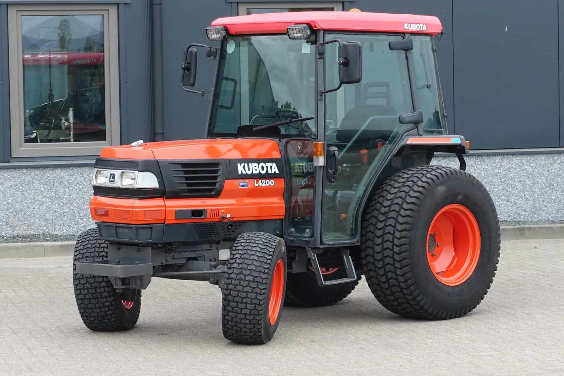 Kubota L4200 4wd