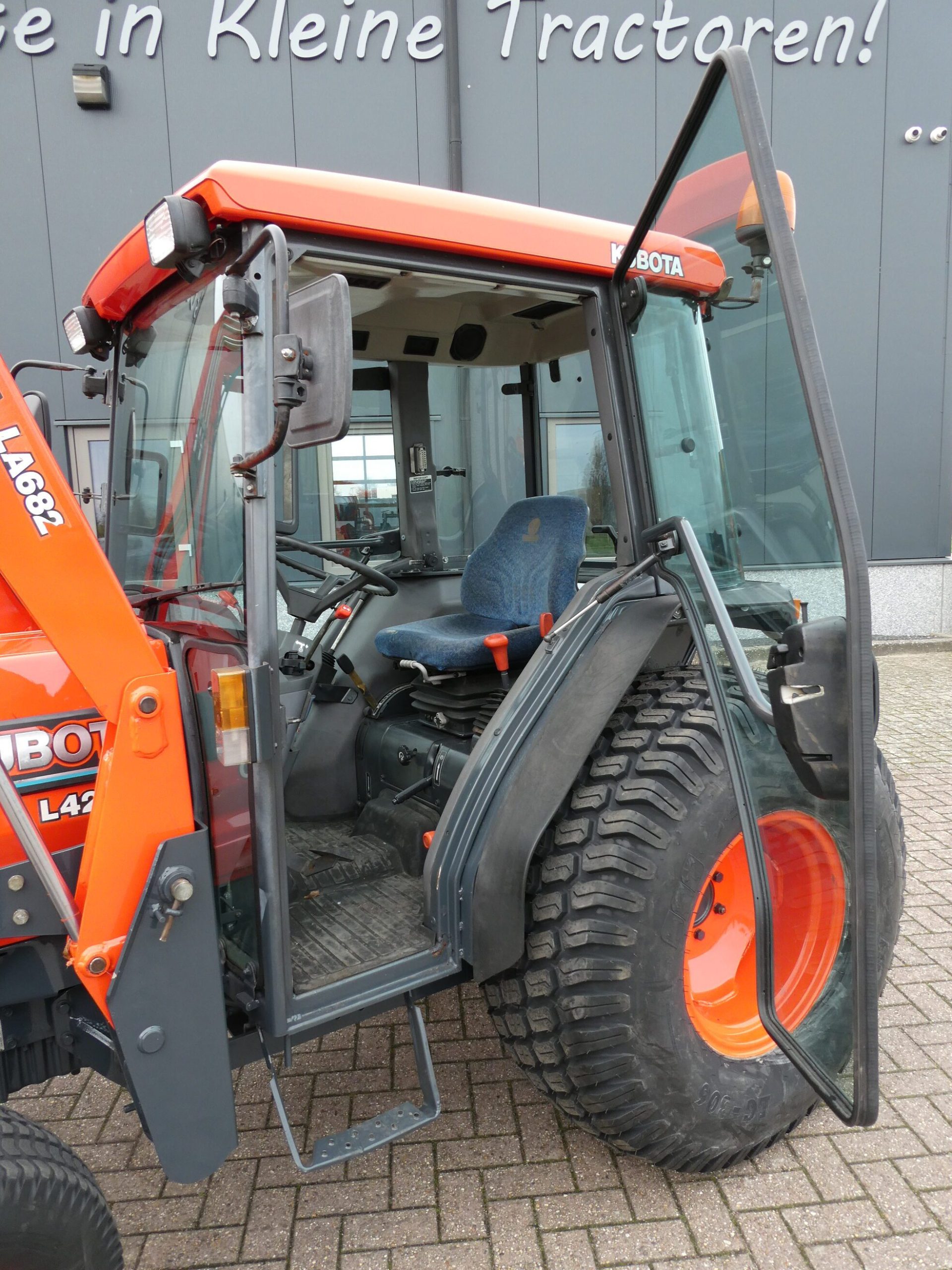 Kubota L4200 4wd - Afbeelding 10