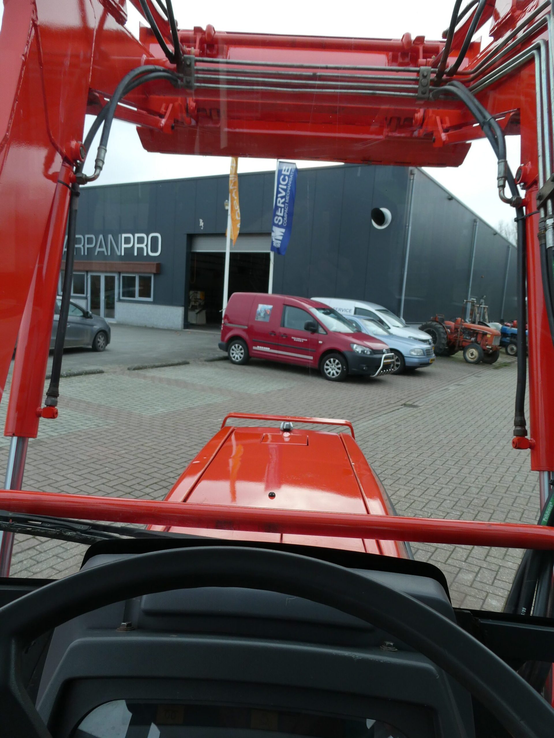 Kubota L4200 4wd - Afbeelding 13
