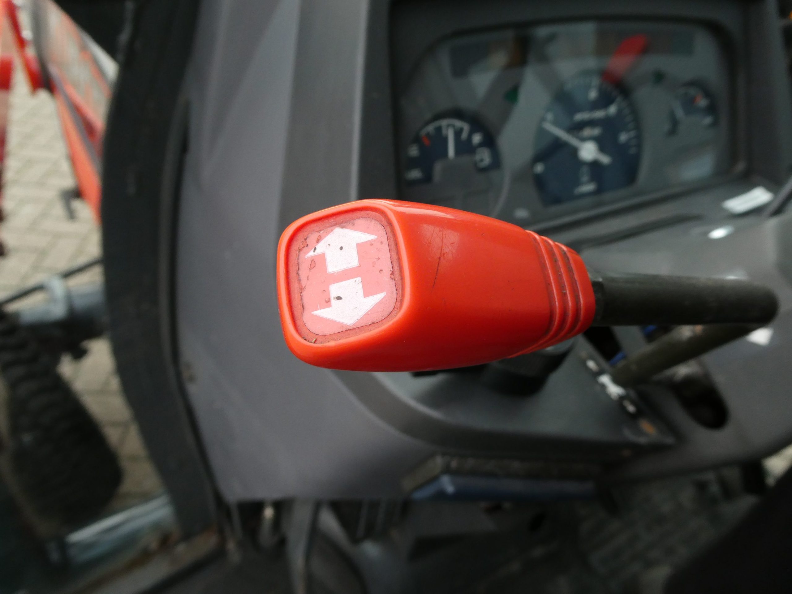 Kubota L4200 4wd - Afbeelding 14