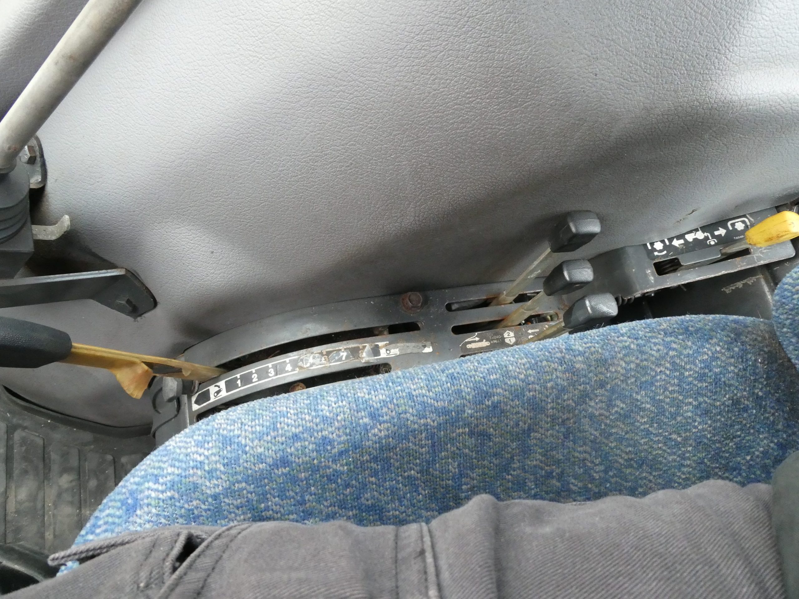 Kubota L4200 4wd - Afbeelding 18