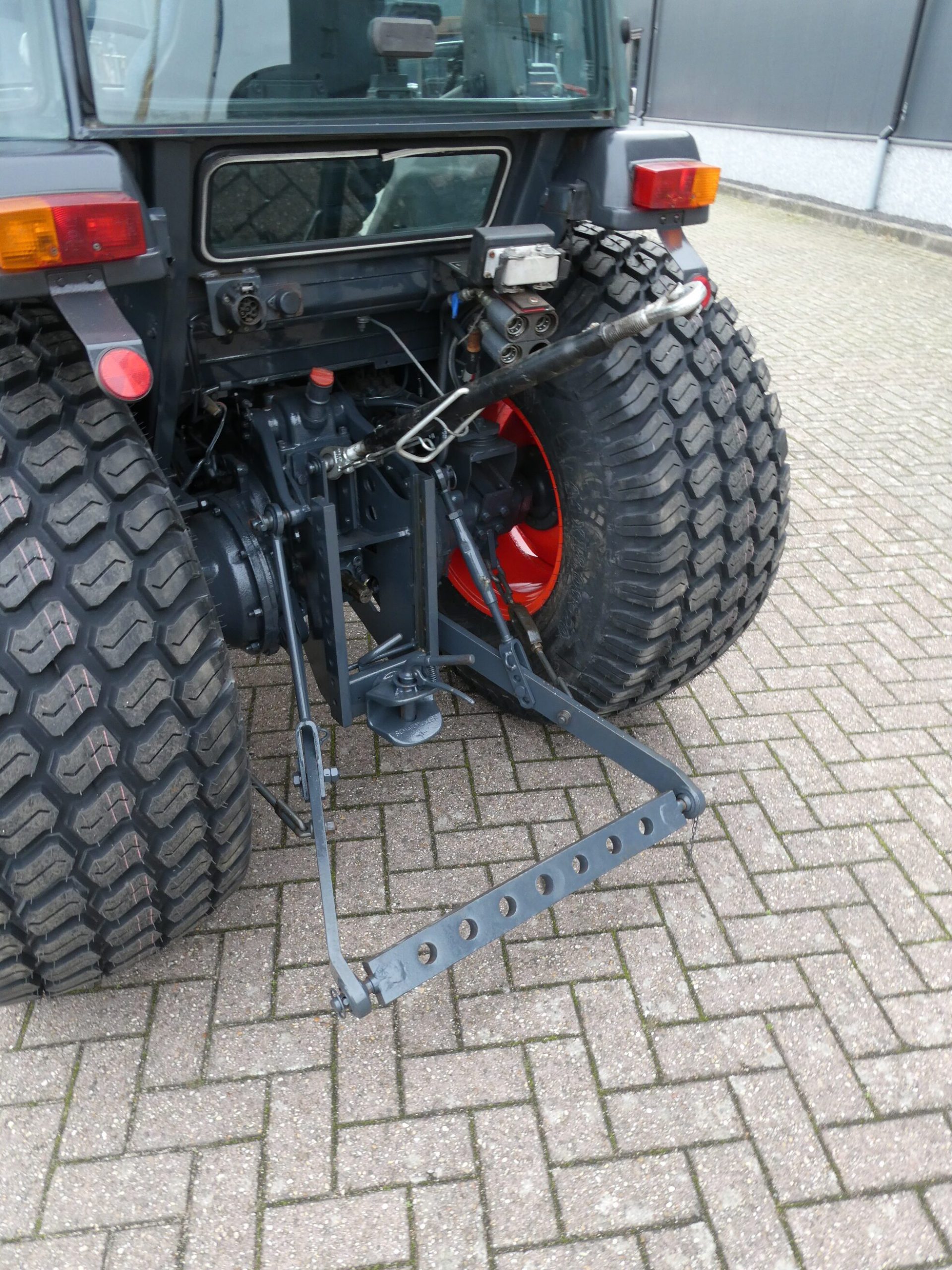 Kubota L4200 4wd - Afbeelding 24