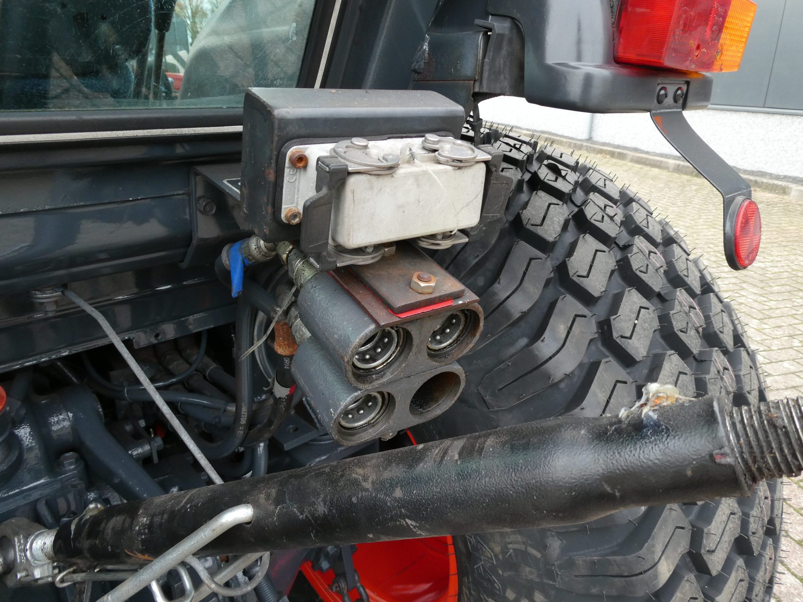 Kubota L4200 4wd - Afbeelding 29