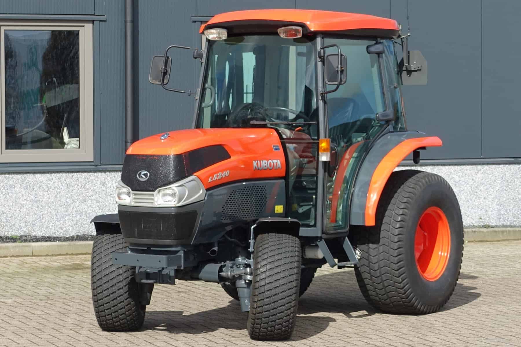 Kubota L5240 4wd HST