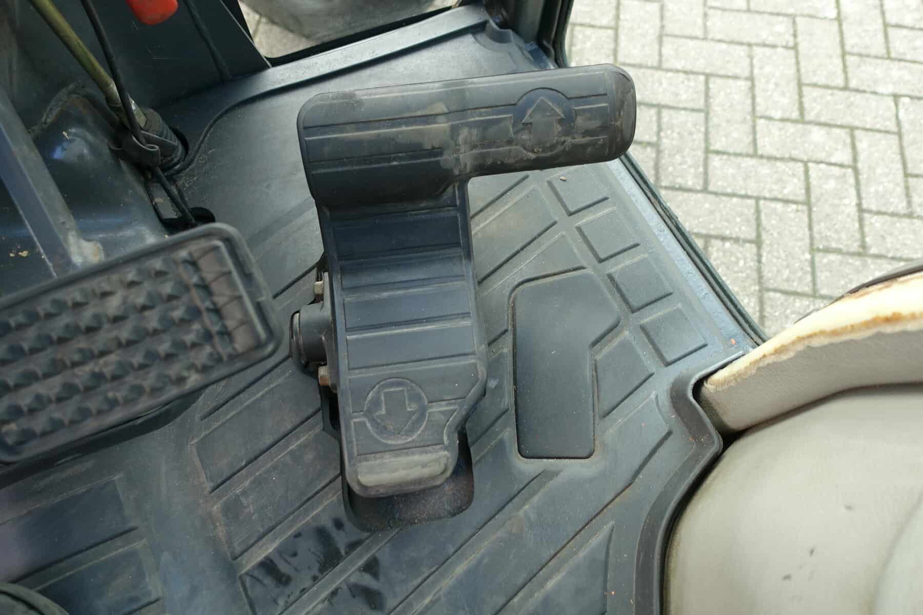 Kubota L5240 4wd HST - Afbeelding 13