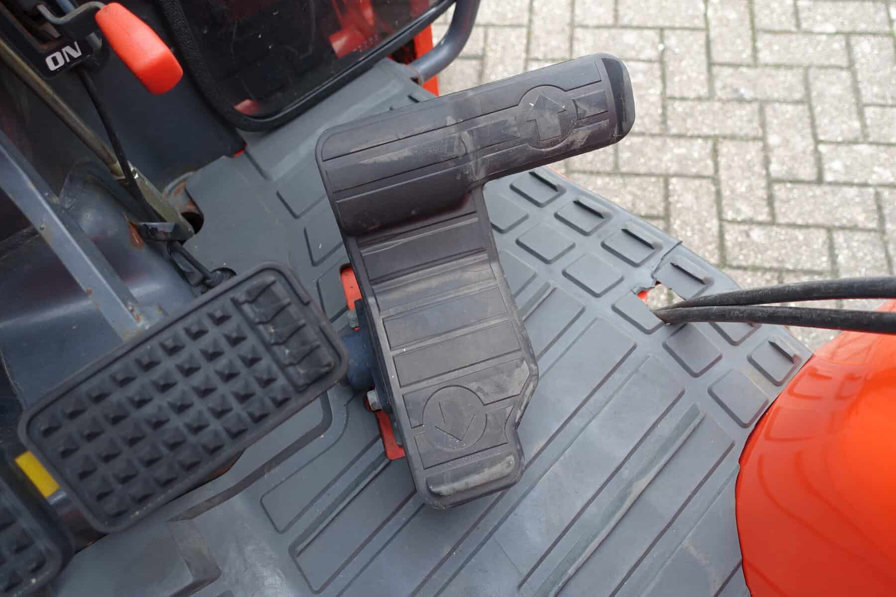 Kubota L5240 4wd HST - Afbeelding 13