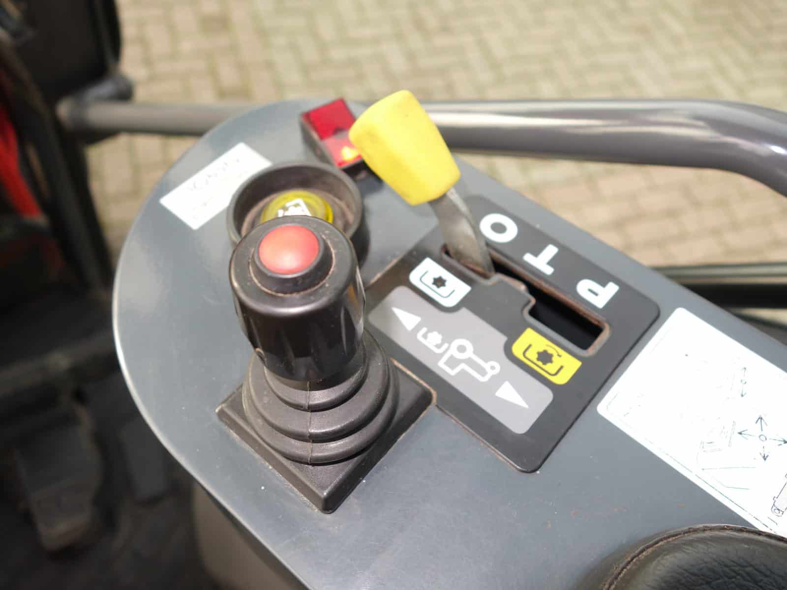 Kubota L5740 4wd HST - Afbeelding 18